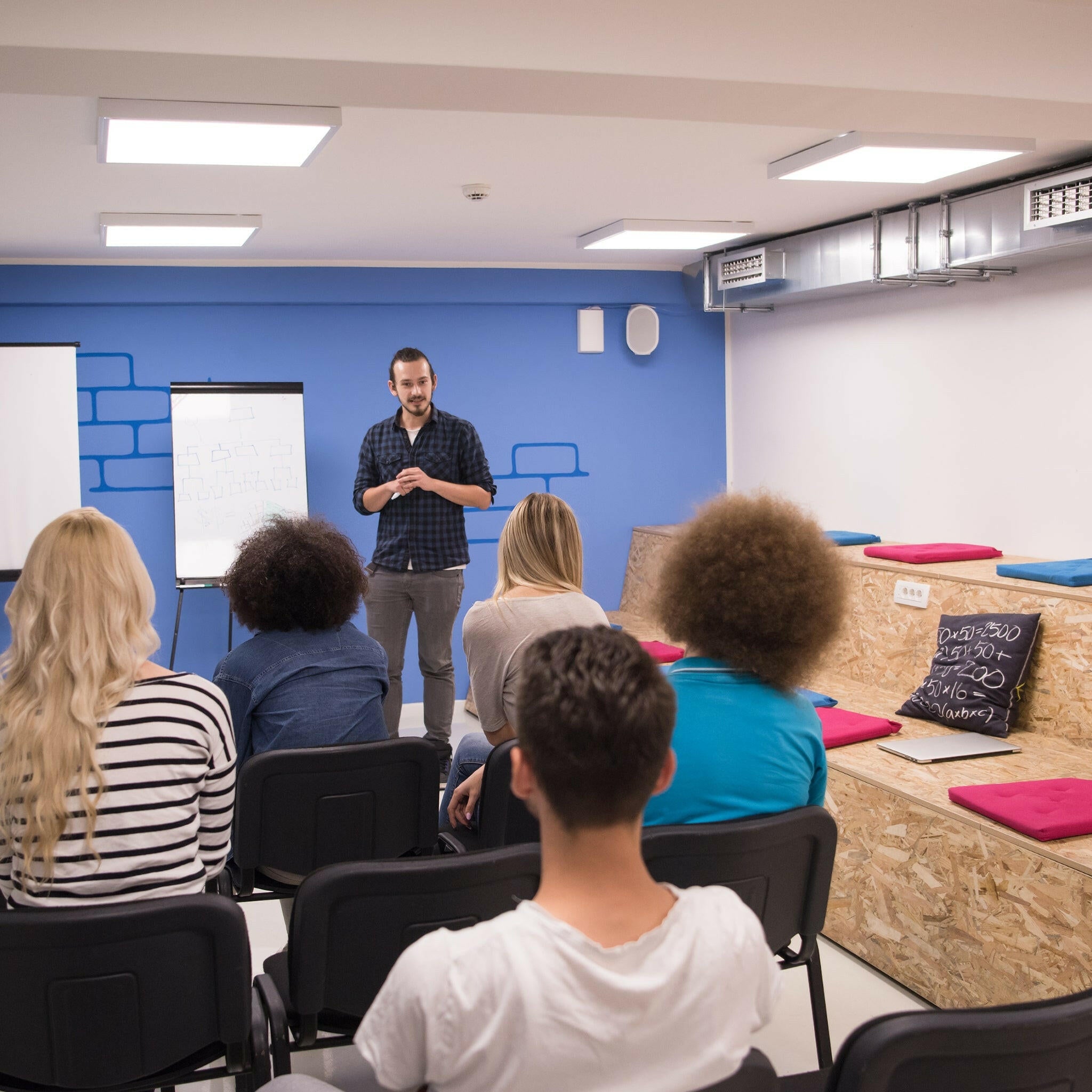 Photographie du Stage et formation en entreprise pour le dépistage de . Matériel médical Norme CE, Fabriqué en France.